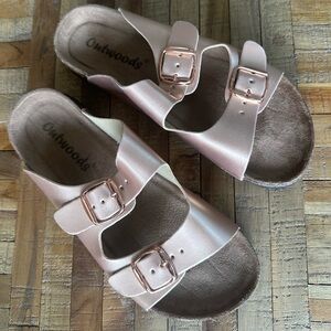 Summer sandals, chrome pink